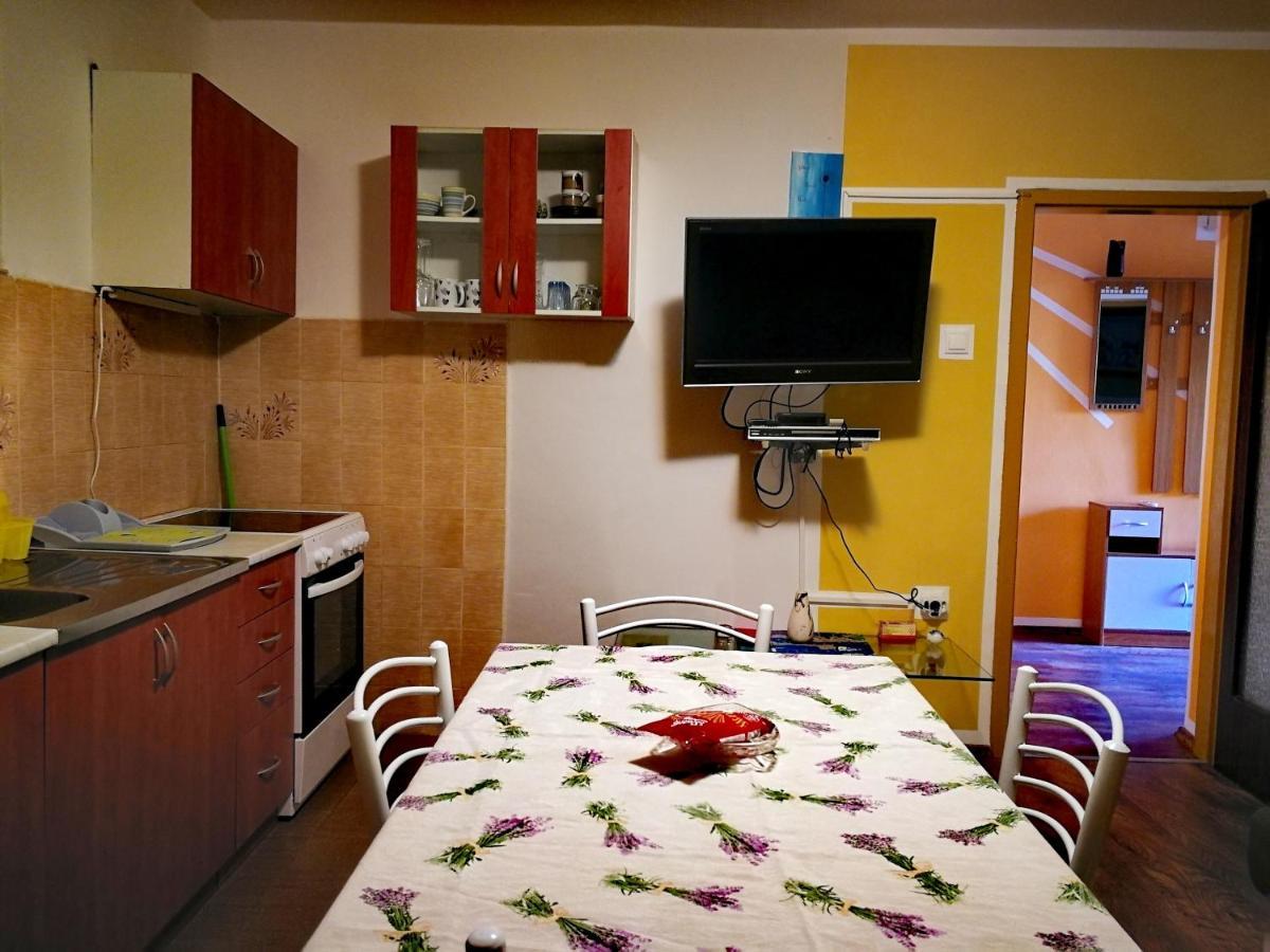Apartments Anita Crikvenica Buitenkant foto